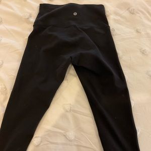 black capris Lululemon leggings